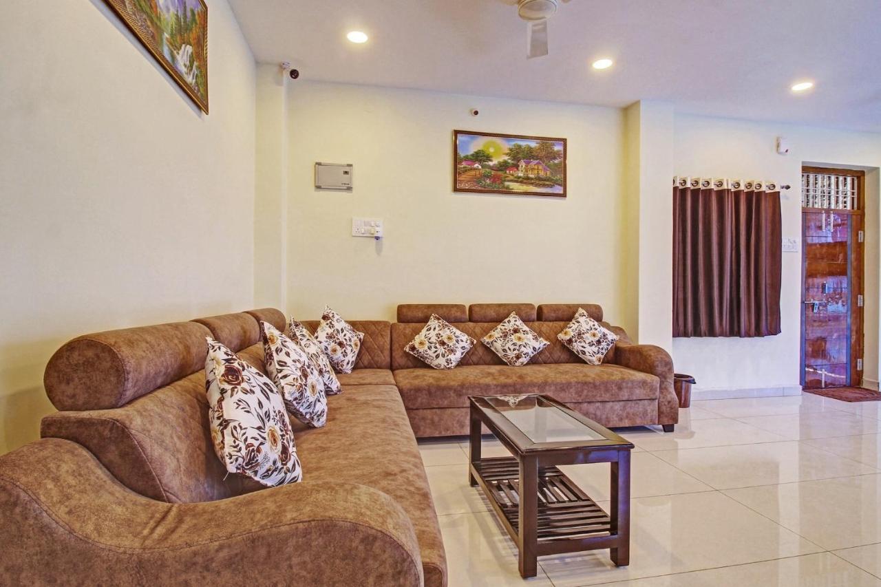 Super Hotel O Lakshmi Royal Inn Warangal Dış mekan fotoğraf