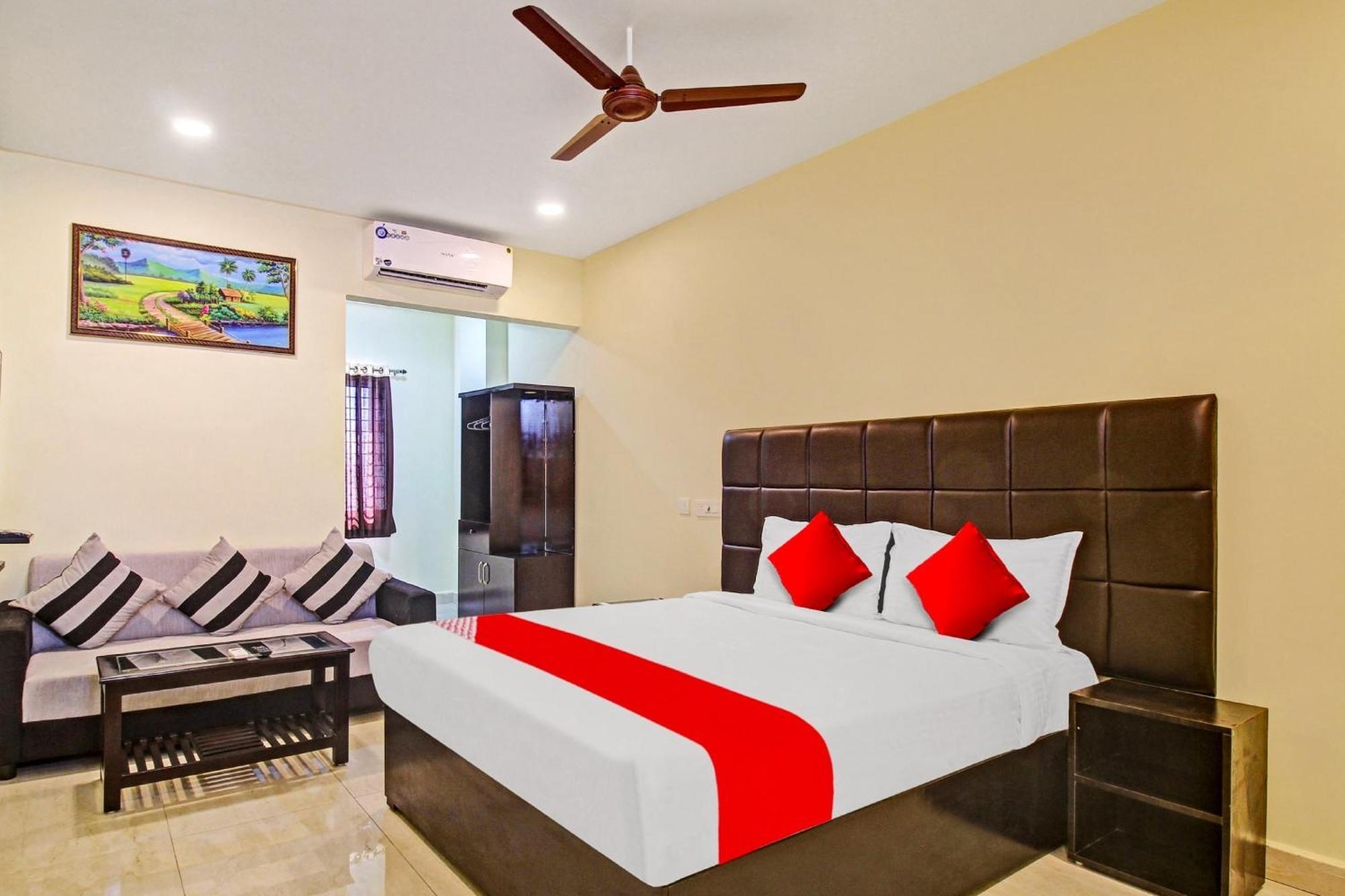 Super Hotel O Lakshmi Royal Inn Warangal Dış mekan fotoğraf