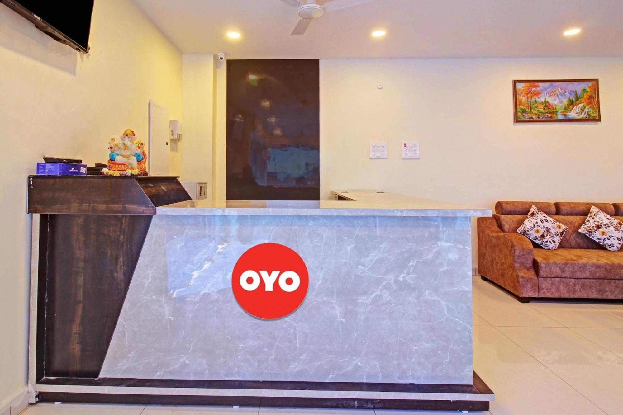 Super Hotel O Lakshmi Royal Inn Warangal Dış mekan fotoğraf