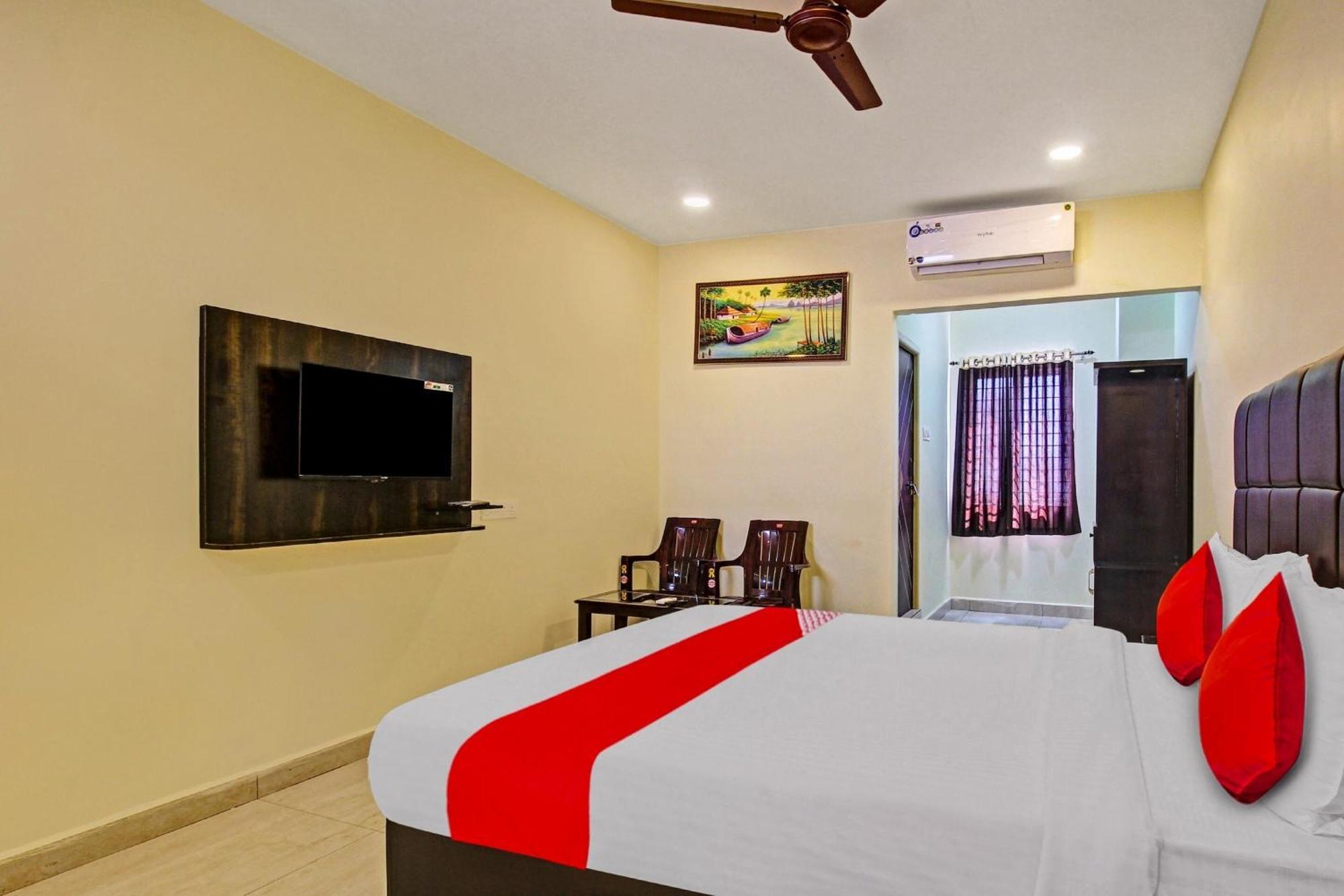 Super Hotel O Lakshmi Royal Inn Warangal Dış mekan fotoğraf